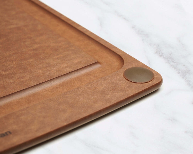 All-in-One Cutting Board Nutmeg Foot Detail