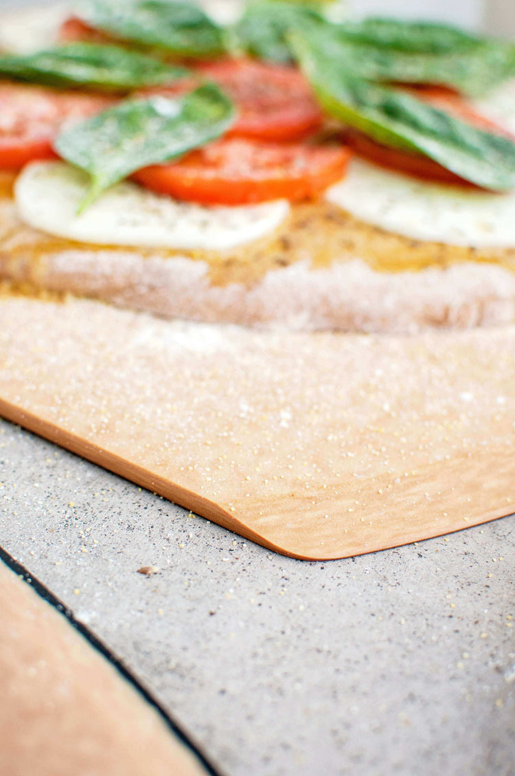 Epicurean Natural Pizza Peel Corner Detail